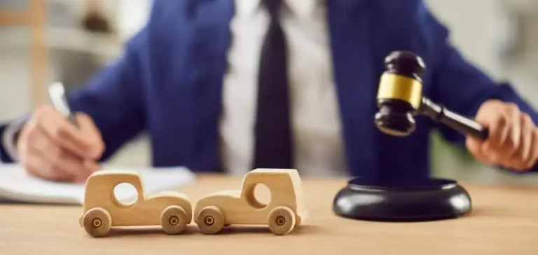 car accident lawyer fees