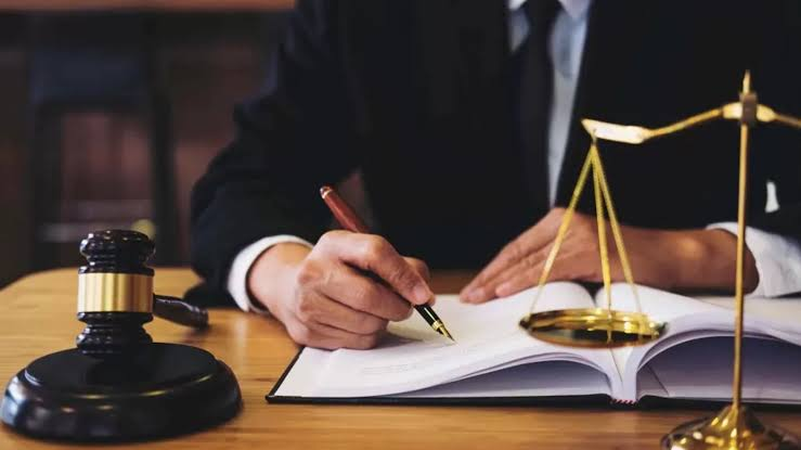 different types of lawyers